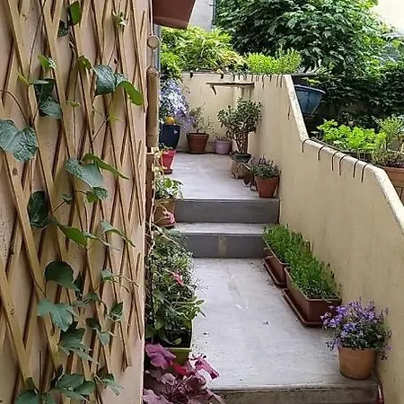 Apartment Un Jardin Et Du Calme A 2 Pas Du Centre *